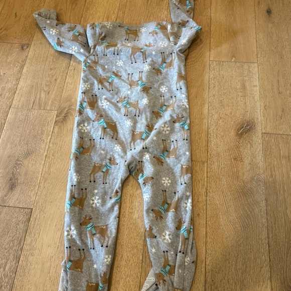 Reindeer footed one piece - Picture 2 of 5